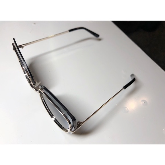 Sunglasses - Picture 3 of 3